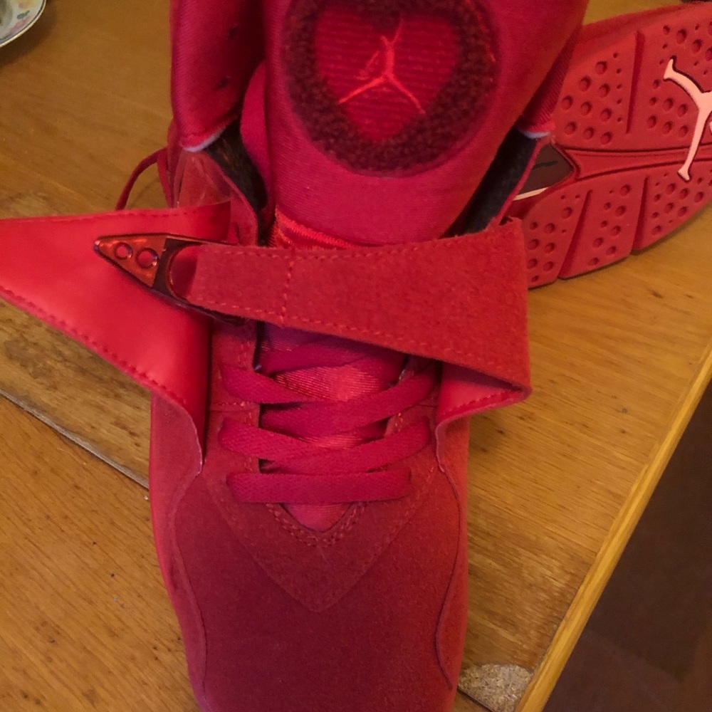 Unisex Air Jordan 8! Valentines Day Edition